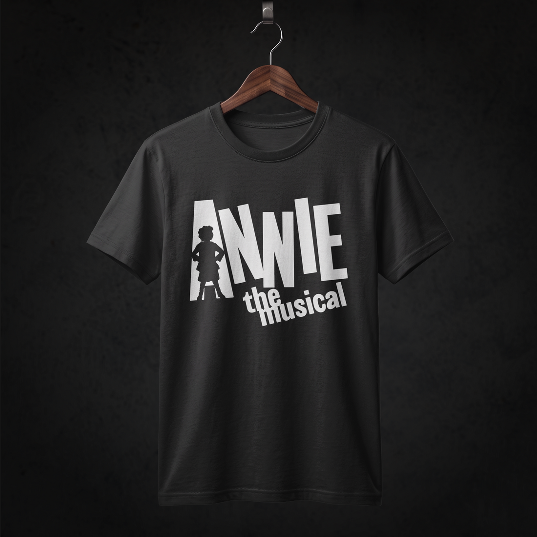 Annie Cast T-Shirt · AN 1
